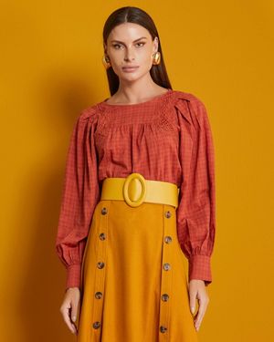 Blusa Manga Longa Detalhe Renda