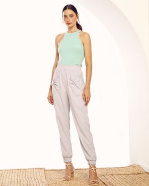 Calça com Bolso e Elástico