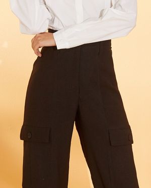 Calça Alfaiataria Bolso Lateral
