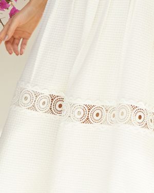 Vestido Midi com Recortes na Cintura