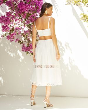 Vestido Midi com Recortes na Cintura