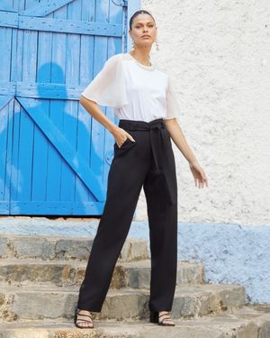 Calça com Cós Assimétrico e Faixa