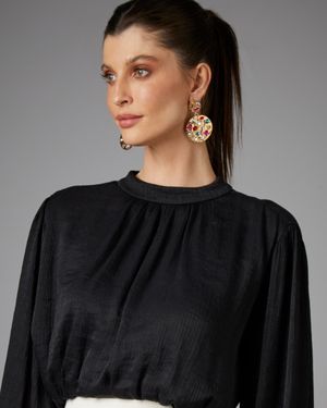Blusa Manga Longa com Gola