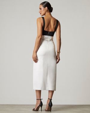 Vestido de Festa Midi P&B com Fenda Frontal