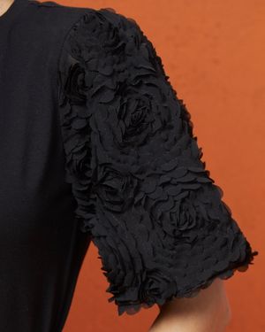 T-Shirt Mangas Flor