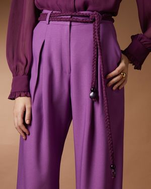 Calça com Debrum