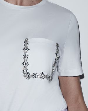 T-Shirt Bolso com Aplicação Flores