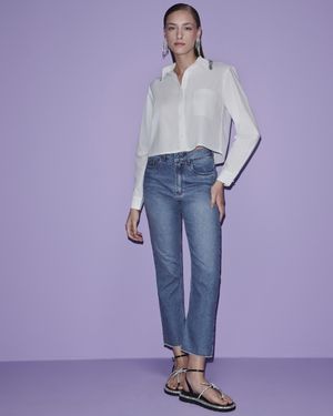Camisa Cropped Gola Bordada