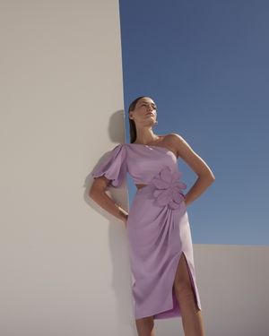 Vestido Midi Um Ombro Só Detalhe Flor