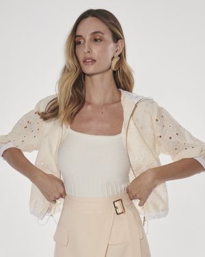 Blusa Laise Manga Curta com Capuz