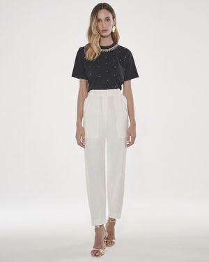 Calça Cenoura com Bolso Lapela
