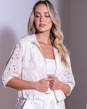 Blusa Laise Manga Curta com Capuz
