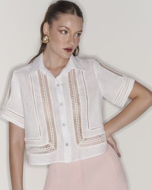 Camisa Manga Curta Cropped Mix Rendas