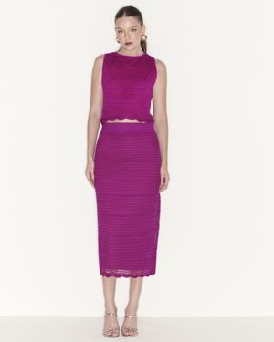 Conjunto Top Tricot e Saia Midi Recortes