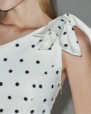 Conjunto Top e Saia Midi Estampa Poá