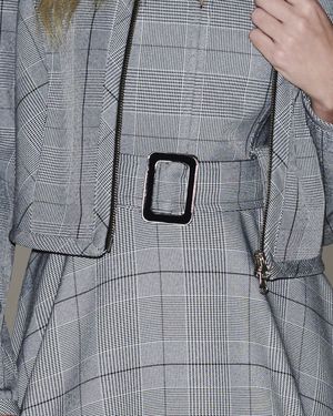 Vestido Xadrez sem Alças Midi com Faixa