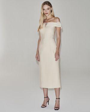 Vestido Midi Ombro a Ombro com Broche