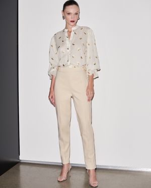 Calça Skinny com Passante no Cós