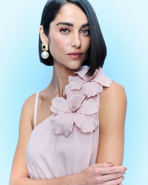 VESTIDO LONGUETE DETALHE FLOR