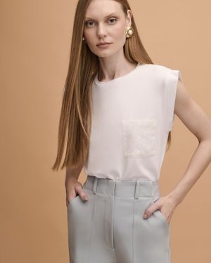 Blusa Malha com Detalhe Renda