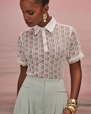 Blusa Polo Manga Curta Renda
