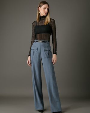 Calça com Lapelas