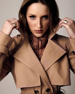 Trench Coat com Pala Removível