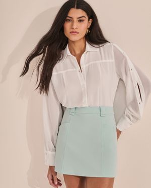 Short Saia 