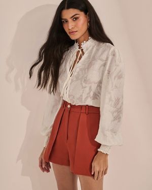 Camisa Manga Longa Gola Aplicação Flores 
