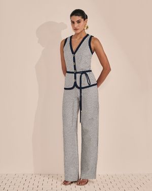 Conjunto Colete com Detalhe Contraste e Calça