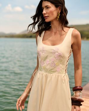 Vestido Midi Bordado Color 
