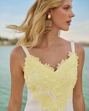 Vestido Aplicação Guipir