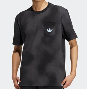 Foto do produto Camiseta Adidas Black Y2K