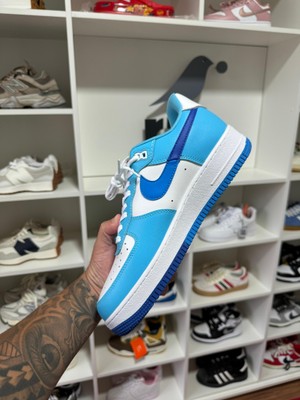 Foto do produto Tênis Nike Air Force 1 '07 LV8 Split - Light Photo Blue (PRONTA ENTREGA)