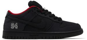 Foto do produto Tênis Nike Supreme x Nike Dunk Low SB Black