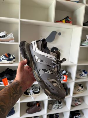Foto do produto Tênis Balenciaga Track LED Sneaker Grey (PRONTA ENTREGA)