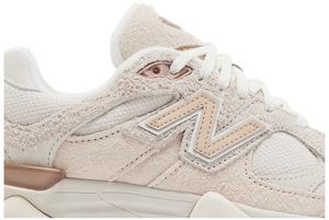 Foto do produto Tênis New Balance 9060 Bisque Sea Salt
