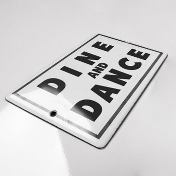 Foto do produto Placa Dine and dance