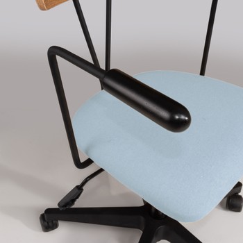 Foto do produto Cadeira Kita Office Slim Tecido