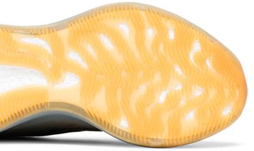 Foto do produto Tênis Adidas Yeezy Boost 380 Lmnte