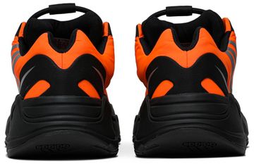 Foto do produto Tênis Adidas Yeezy 700 MNVN Orange
