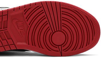Foto do produto Tênis Air Jordan 1 Mid Johnny Kilroy
