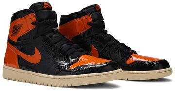 Foto do produto Tênis  Air Jordan 1 Retro High OG Shattered Backboard 3.0