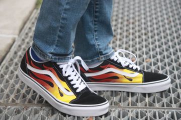 Foto do produto Tênis Vans Old Skool Flames