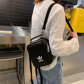 Foto do produto Shoulderbag Adidas Black