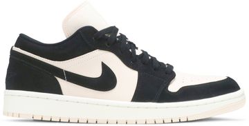 Foto do produto Tênis Air Jordan 1 Low Black Guava Ice