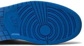 Foto do produto Tênis Air Jordan 1 Retro High OG Royal 2017