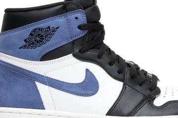 Foto do produto Tênis Air Jordan 1 Retro High OG Blue Moon