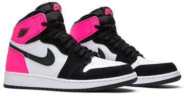 Foto do produto Tênis  Air Jordan 1 Retro High GG Valentines Day