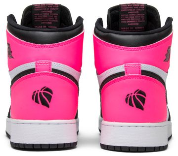 Foto do produto Tênis  Air Jordan 1 Retro High GG Valentines Day